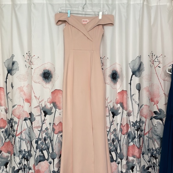 Showpo Blush Pink off the shoulder blush pink slit dress - Picture 2 of 3